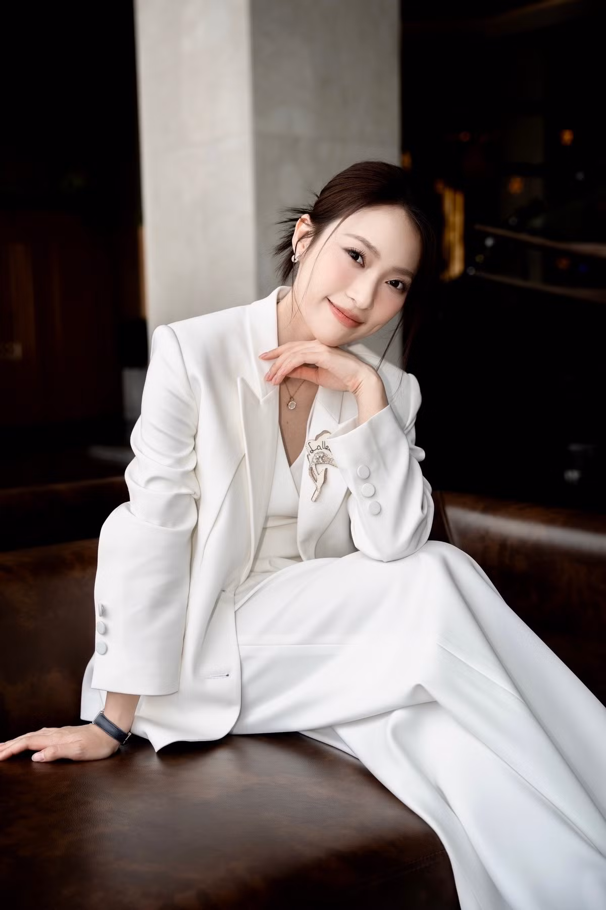 Khánh Vy cũng sở hữu nhiều món đồ đến từ các thương hiệu lớn như Dior, Chanel, Louis Vuitton...Ảnh: FB Khánh Vy