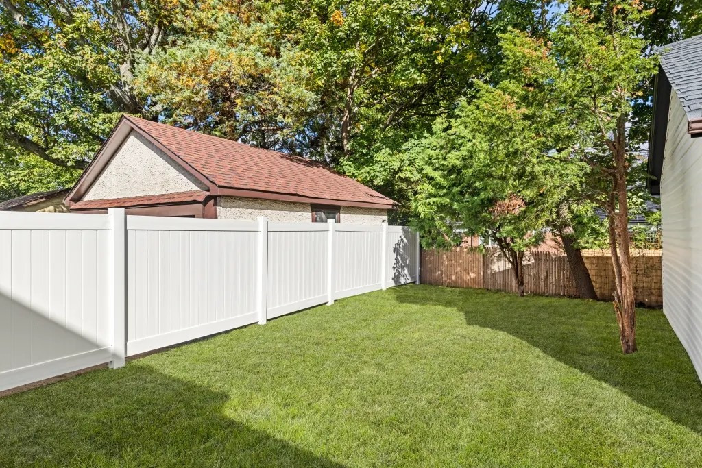 View - Cận cảnh ngôi nhà thơ ấu của ông Trump rao bán hơn 60 tỷ đồng | Báo Tri thức và Cuộc sống - TIN TỨC PHỔ BIẾN KIẾN THỨC 24H