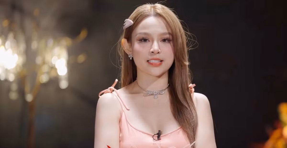 Rời xa làng giải trí nhưng Huyền Baby vẫn được nhiều người nhắc đến với cuộc sống xa hoa, giàu có bên chồng đại gia. Ảnh: NSX