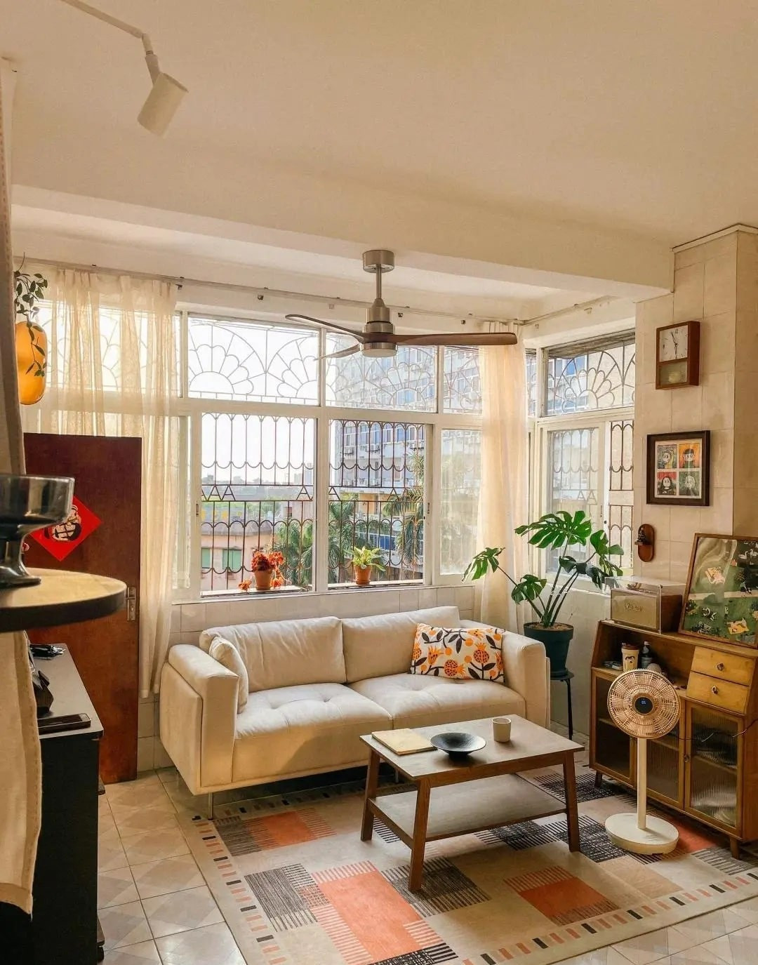 Một ngôi nhà của cụ bà 75 tuổi ở Quảng Tây (Trung Quốc) bất ngờ thu hút sự quan tâm của cộng đồng mạng. Ảnh: Toutiao