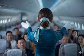 Tiếp viên hàng không và khoảng trống khi đối mặt với rủi ro bệnh lý