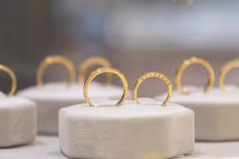 Giá Vàng SJC Hôm Nay 17/4: Giảm Sâu Dưới Mốc 4.800 USD