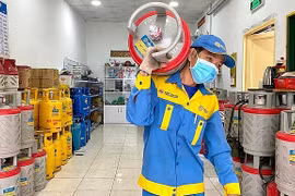 Giá gas tại TP HCM lập kỷ lục: Trên 660.000 đồng/bình 12kg