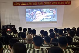 Bộ Công an đề xuất buồng tạm giam có máy chiếu xem truyền hình