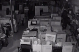 Động đất 4,8 độ giáp biên giới, Hà Nội rung lắc trong đêm