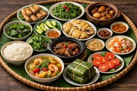 Dinh dưỡng trong mâm cơm người Việt có đang 'mở đường' cho các bệnh mãn tính?