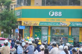 Thị trường cho vay đạt 200.000 tỷ đồng dư nợ: Tiềm năng lớn, rủi ro không nhỏ