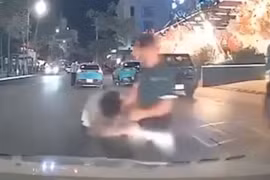 Người đàn ông bị đấm ngất trước trung tâm thương mại Gold Coast Nha Trang