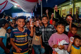 VINAMILK thắp sáng mùa trăng, gửi trọn yêu thương đến trẻ em Việt