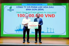 BSR trao học bổng cho sinh viên Trường Cao đẳng Dầu khí