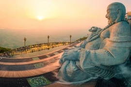 3 tôn tượng “độc nhất vô nhị” trên núi Bà Đen, Tây Ninh