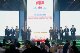 Đón dòng dầu đầu tiên từ mỏ Kình Ngư Trắng - Kình Ngư Trắng Nam