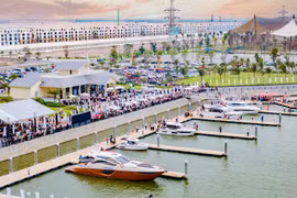 Chính thức vận hành bến du thuyền Vinhomes Royal Island