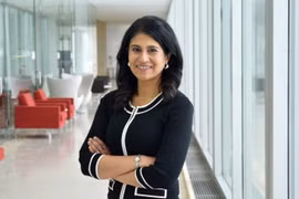 Nhà khoa học Mỹ: “VinFuture đưa đóng góp của phụ nữ làm khoa học ra ánh sáng toàn cầu”