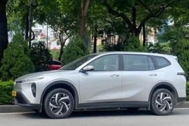 Bỏ xe xăng sang Limo Green, tài xế công nghệ tiết kiệm 120 triệu đồng mỗi năm