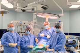 Ca ghép tạng đặc biệt trong ngày Tết tại Vinmec cứu sống bé trai 3 tuổi xơ gan giai đoạn cuối 