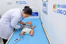 Bác sĩ Long Châu và ‘phút sinh tử’ cứu bé 6 tháng tuổi sặc sữa