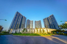 Sunshine Group giảm giá thêm 1,5 tỷ đồng; khách “chốt deal” căn hộ rẻ hơn gần 6 tỷ ngay trên sóng livestream