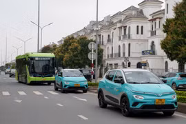 Tại sao doanh nghiệp vận tải đồng loạt chuyển dùng xe điện?