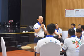 Khi người thầy không chỉ ở trên bục giảng