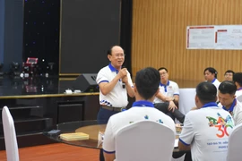 Khi người thầy không chỉ ở trên bục giảng