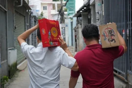 “Cùng con đi tiếp cuộc đời”: Những chuyến xe bền bỉ gieo yêu thương