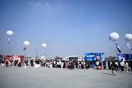 LCK Roadshow lần đầu tới Việt Nam: Hé lộ không gian “thánh đường” lễ hội 