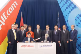 Chủ tịch nước Lương Cường chứng kiến Vietjet nhận tàu bay Boeing đầu tiên