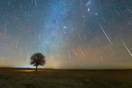 Sao băng Geminids bùng nổ cuối tuần, Việt Nam ngắm ở đâu đẹp nhất?