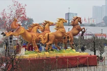 Cận cảnh dàn chiến mã khổng lồ đón Tết 2026 tại Phú Thọ