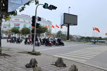 Người Phú Thọ chấp hành nghiêm Luật giao thông dưới 'mắt thần' camera AI