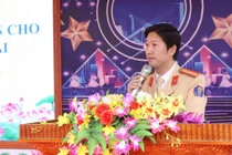 CSGT Phú Thọ vào trường học hướng dẫn học sinh lái xe an toàn