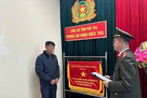 Dùng dao chém em gái, người đàn ông ở Phú Thọ bị khởi tố 