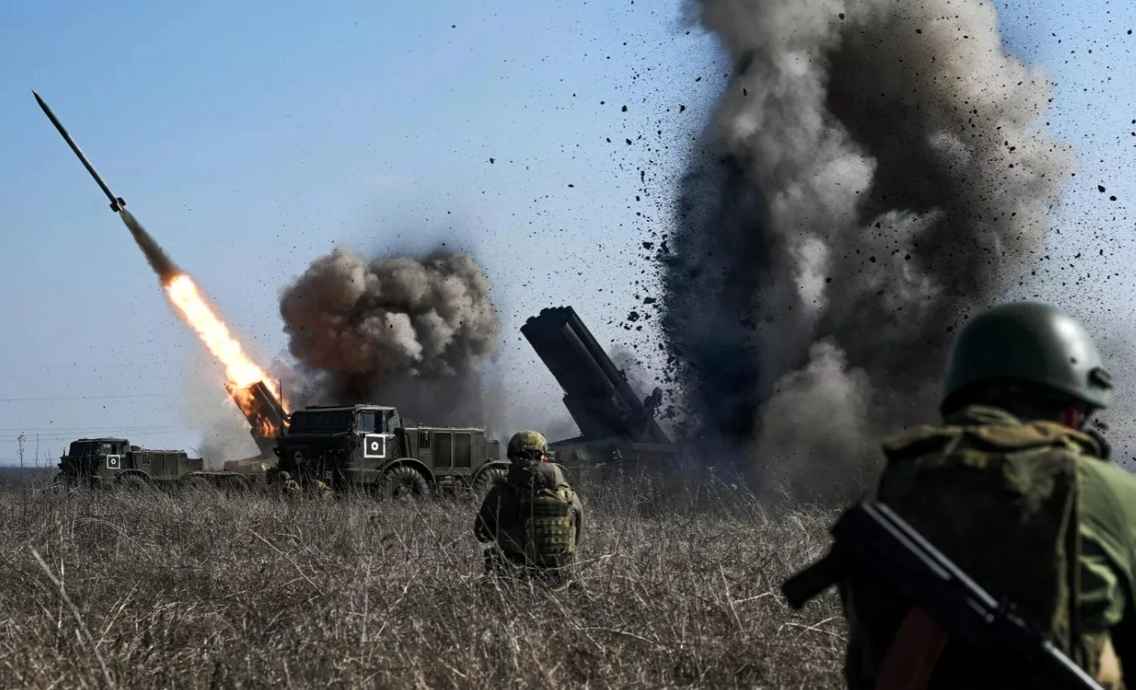 Hơn 2.000 quân Pháp chuẩn bị tới Ukraine, Nga ra tuyên bố nóng