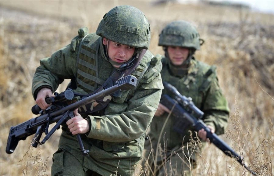 Quân tinh nhuệ Nga tới Pokrovsk, luân chuyển hay là cuộc tấn công thực sự?