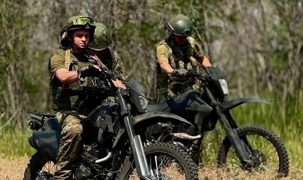 View - Quân đội Nga tăng tốc vây ép Konstantinovka, thực hiện đánh chắc tiến chắc | Báo Tri thức và Cuộc sống - TIN TỨC PHỔ BIẾN KIẾN THỨC 24H