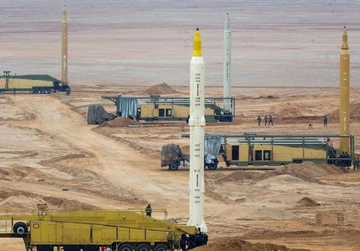 Iran có những vũ khí hiện đại gì và phương án đáp trả thế nào?