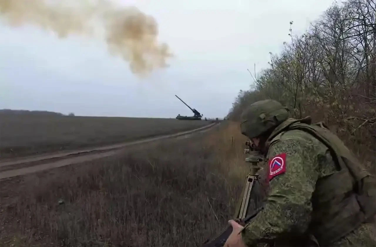 Quân đội Nga tiếp cận Slavyansk, cả thành phố nằm trong tầm pháo