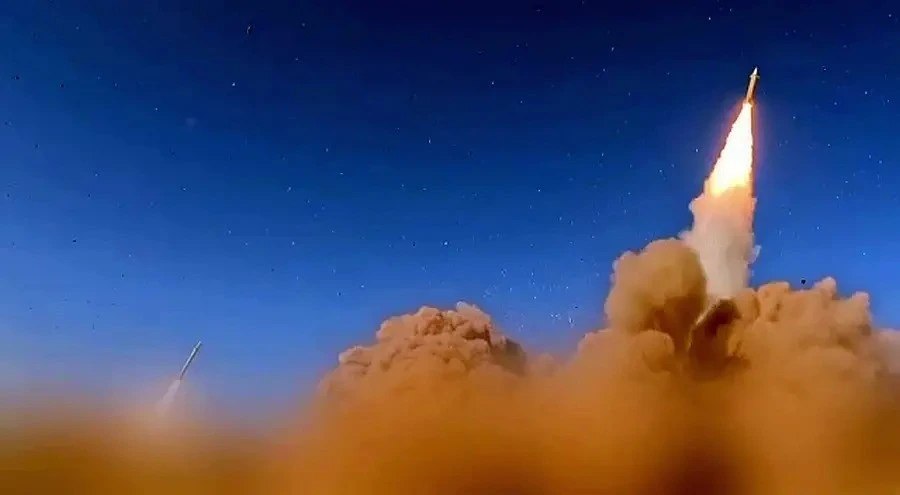 Kết quả tên lửa hạng nặng của Iran tấn công vào Israel