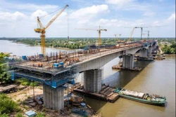 Cầu đường Bến Tre liên tiếp trúng loạt gói thầu giao thông tại Vĩnh Long