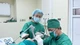 Phù nề kẽ phổi vì sặc quất hồng bì, để dị vật trong phế quản 10 ngày