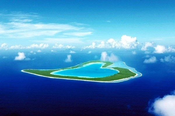 Vẻ đẹp lãng mạn của những hòn đảo hình trái tim 