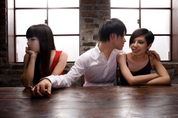 5 lý do gái trẻ dễ lao vào đàn ông có vợ