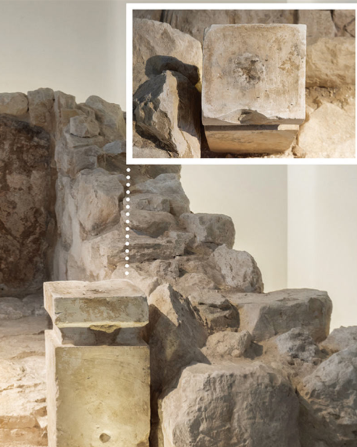 Khi tiến hành phân tích phòng thí nghiệm các loại cặn vật liệu có trên mỗi bàn thờ này, Tiến sĩ Eran Arie, nhà nghiên cứu tại Bảo tàng Israel ở Jerusalem và các đồng nghiệp cho biết: “Trên bàn thờ nhỏ hơn, người ta phát hiện thấy dư lượng của các cannabinoid như tetrahydrocannabinol, cannabidiol và cannabinol, cùng với một loạt các terpen và terpenoid, cho thấy các cụm cây cần sa đã bị đốt trên đó”. Ảnh: @Bảo tàng Israel.