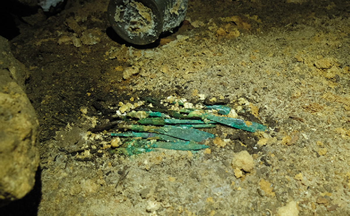 Các phân tích khoa học đang được tiến hành chuyên sâu về tàn tích, hài cốt người và các hiện vật nhập khẩu, nhằm mục đích tái hiện cuộc sống của những người được chôn cất trong lăng mộ. Ảnh: @Cơ Quan Cổ Vật Israel.