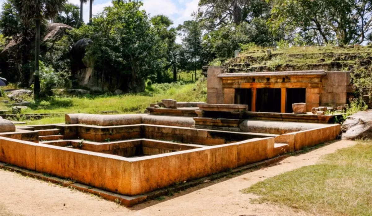 Một số nhà khảo cổ học cho rằng, địa điểm cổ xưa này cũng từng là một trong nhiều di chỉ của nền văn minh Harappan. Những phát hiện này được khẳng dựa trên các hiện vật được tìm thấy tại địa điểm, bao gồm đồ gốm, mảnh vải dệt, đồ trang trí, công cụ, v.v. Ảnh: @Ananya Chakraborty và Abhijit S Ambekar.