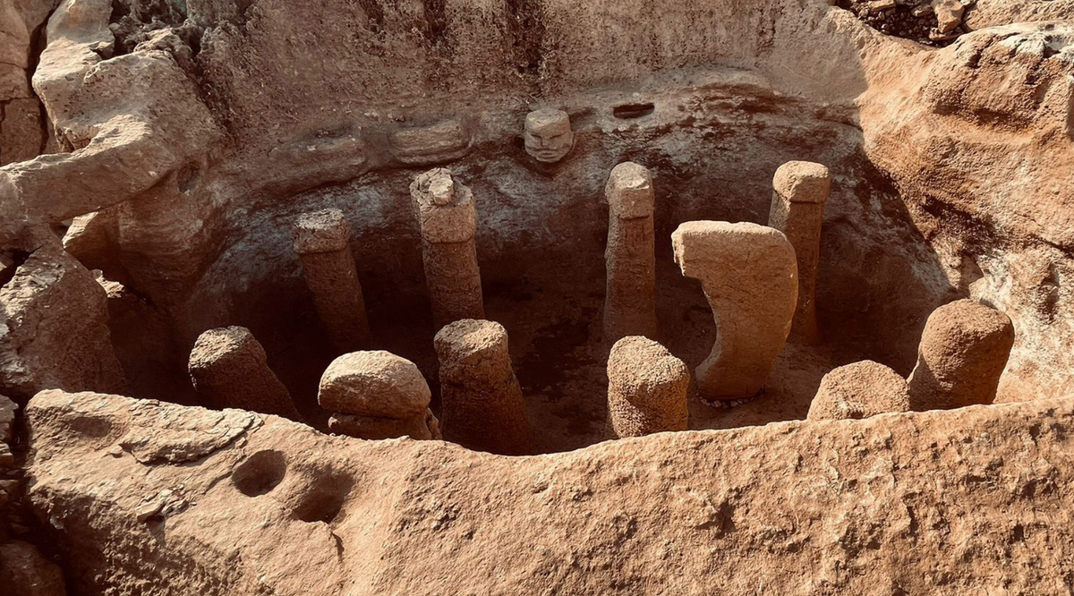 Phát hiện này không chỉ cho thấy sự thành thạo về kỹ thuật của người Thời Kỳ Đồ Đá Mới, mà còn cả hình thức tự thể hiện và khả năng tư duy trừu tượng của họ. Ảnh: @Bộ Văn hóa và Du lịch Thổ Nhĩ Kỳ.