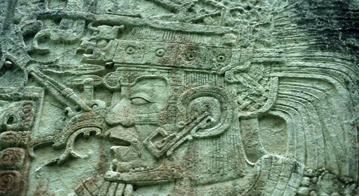 Các hố này được đặt gần các công trình nghi lễ lớn, cho thấy chúng đóng vai trò nghi thức quan trọng hoặc mang tính biểu tượng lớn trong nền văn hóa của người Maya cổ xưa. Ảnh: @Đại học Ibaraki.