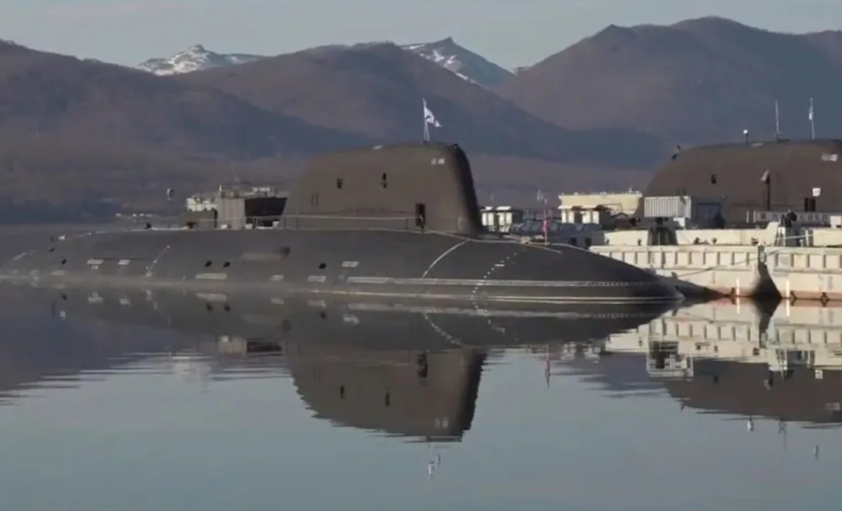 Loại tàu ngầm này được thiết kế để mang theo tên lửa hạt nhân và cả tên lửa thông thường tầm xa. Ảnh: @ militarnyi.