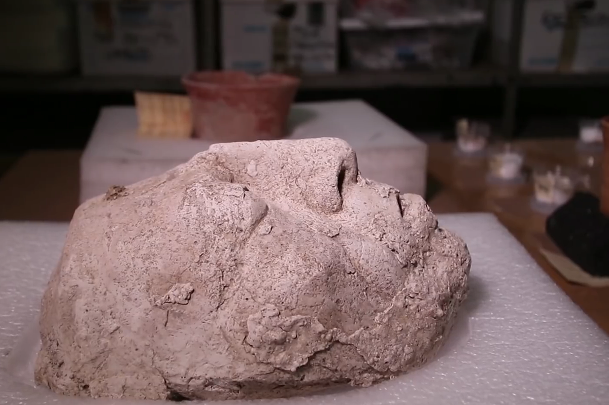 Nó được cho là có niên đại từ thế kỷ thứ 7 Sau Công Nguyên. Ảnh: @Viện Nhân chủng học và Lịch sử Quốc gia Mexico.